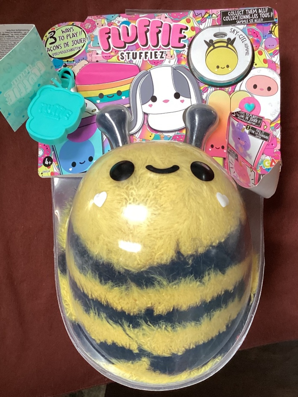 Fluffie Stuffiez Sky the Bee plush toy New